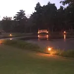 里尔格力伯格旅馆 *